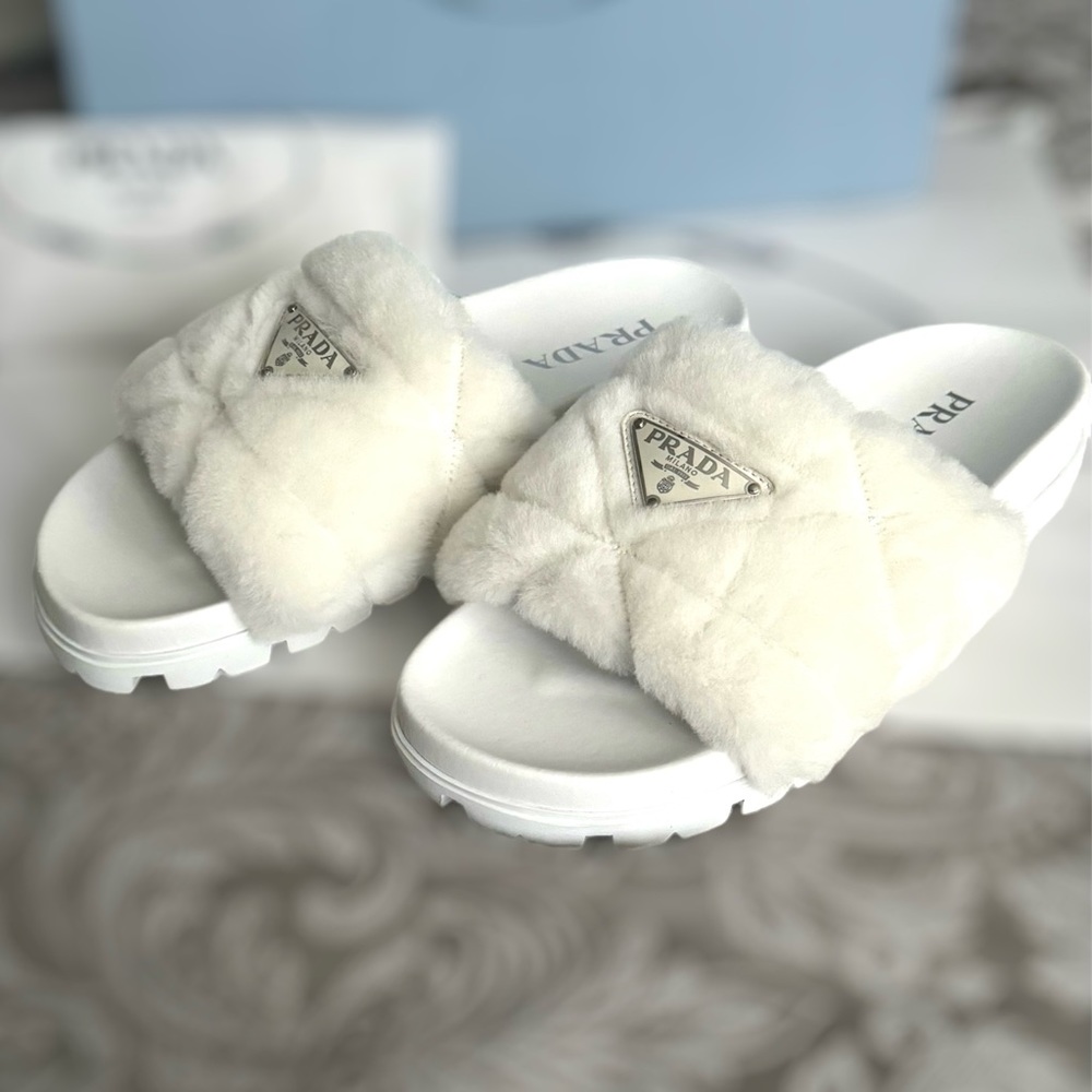 PRADA White Shearling slides size 39 EU/ 9US (Brand New in Box)